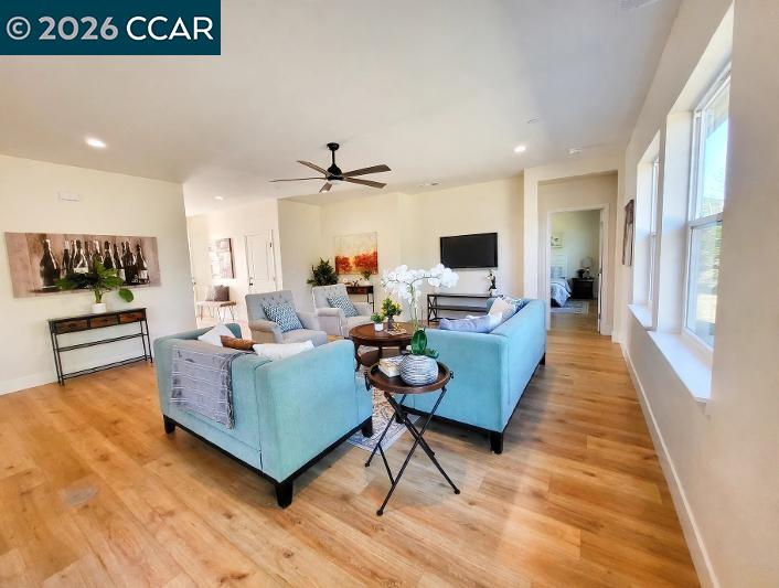 4524 Austin St