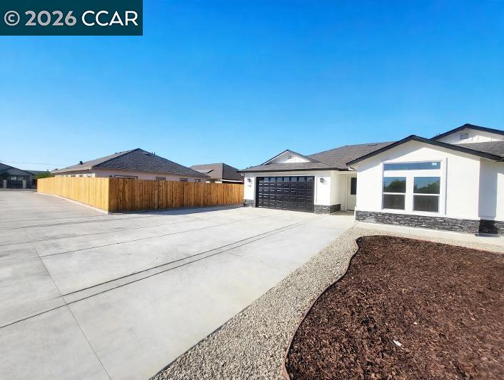 4524 Austin St
