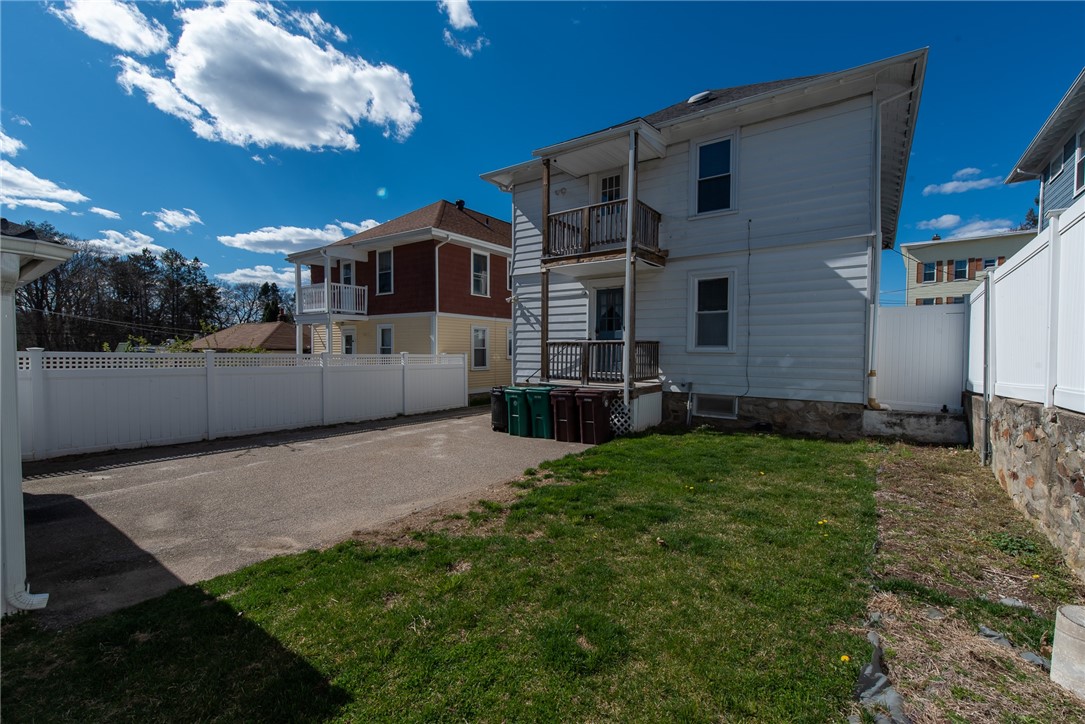 52 Fairlawn Avenue