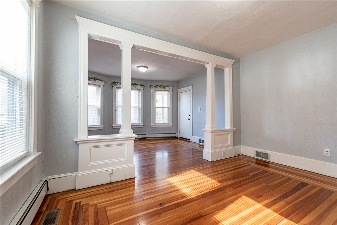 52 Fairlawn Avenue