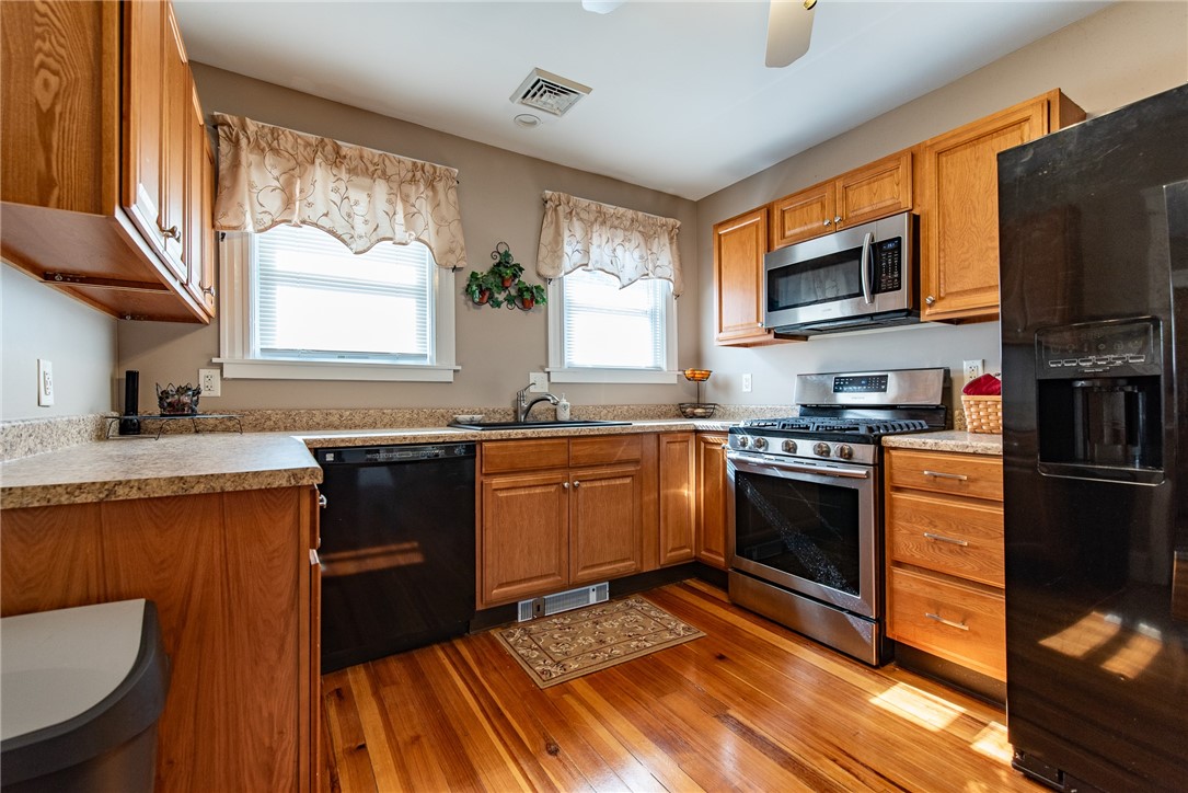 52 Fairlawn Avenue