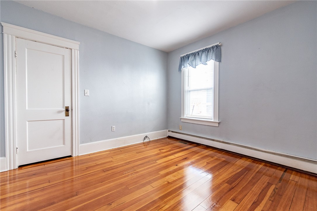 52 Fairlawn Avenue