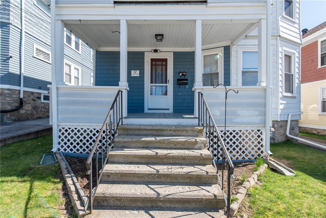 52 Fairlawn Avenue