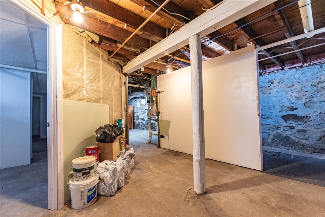 52 Fairlawn Avenue