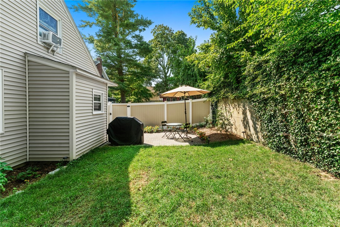 32 Rowan Street