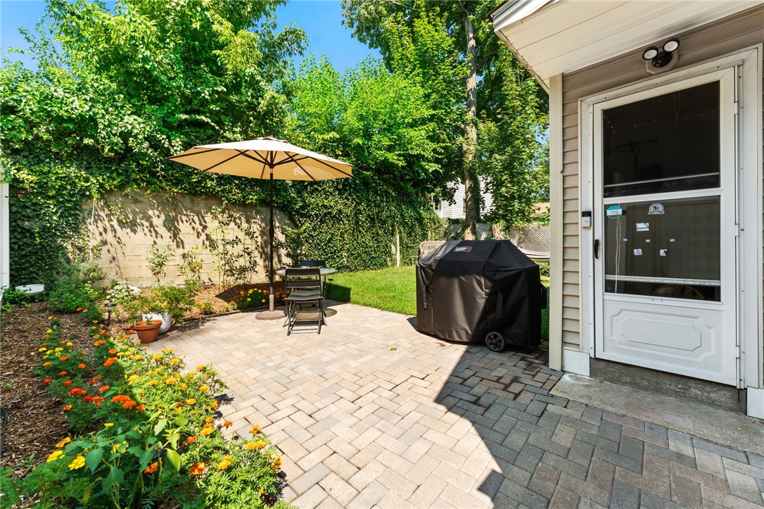 32 Rowan Street