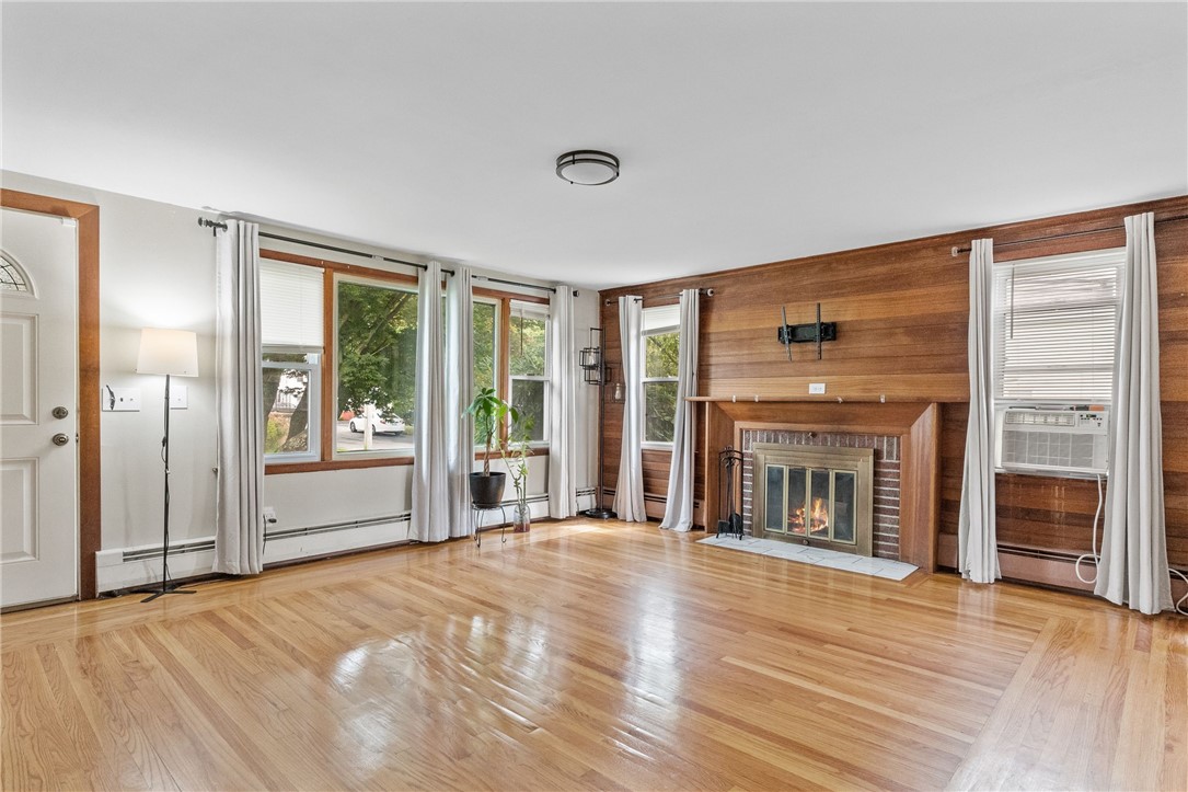 30 Bennett Avenue