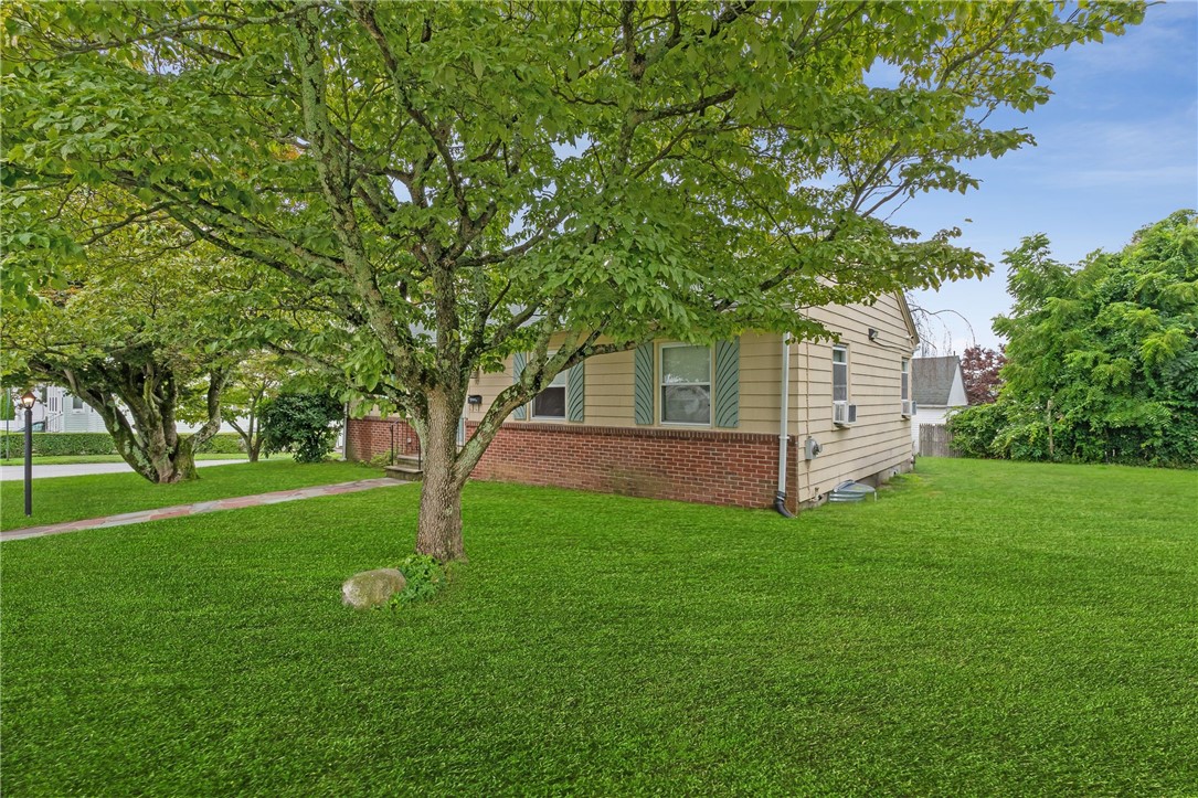 30 Bennett Avenue