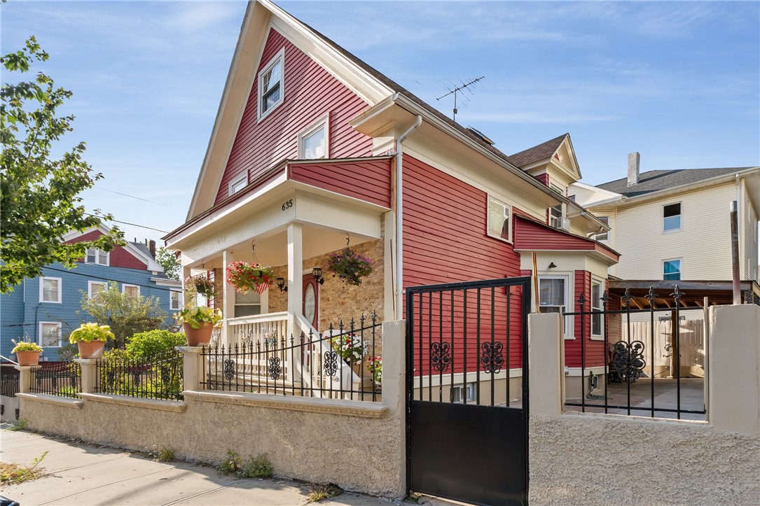 635 Chalkstone Street