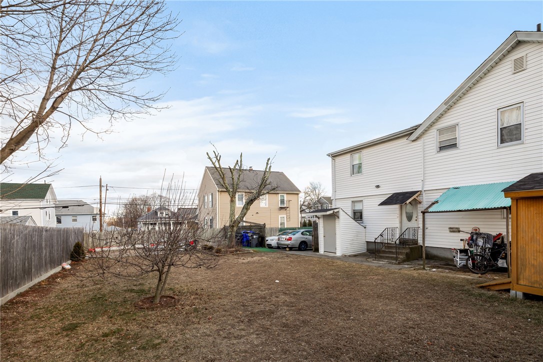 9 Yale Avenue