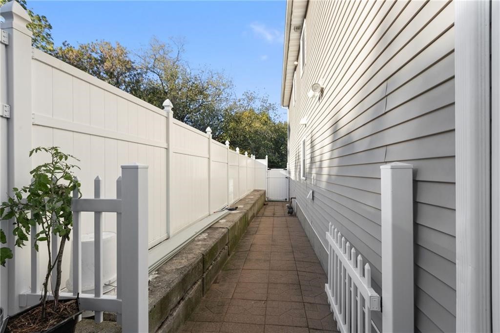 16 Marconi Street