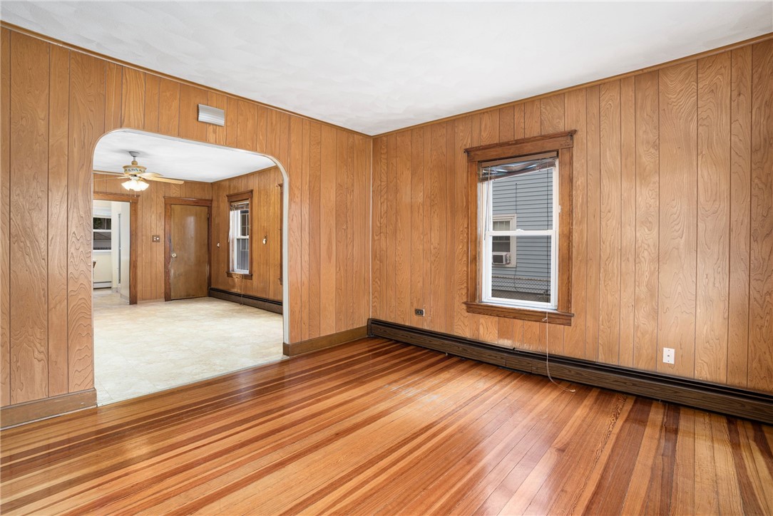 147 Tweed Street