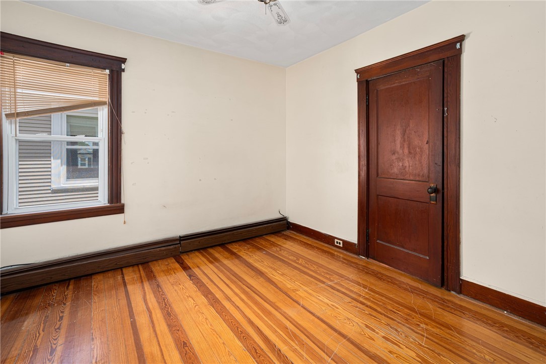 147 Tweed Street