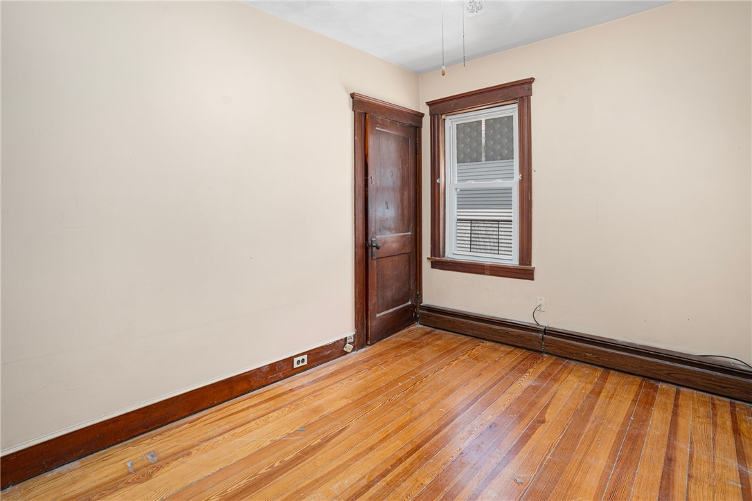 147 Tweed Street
