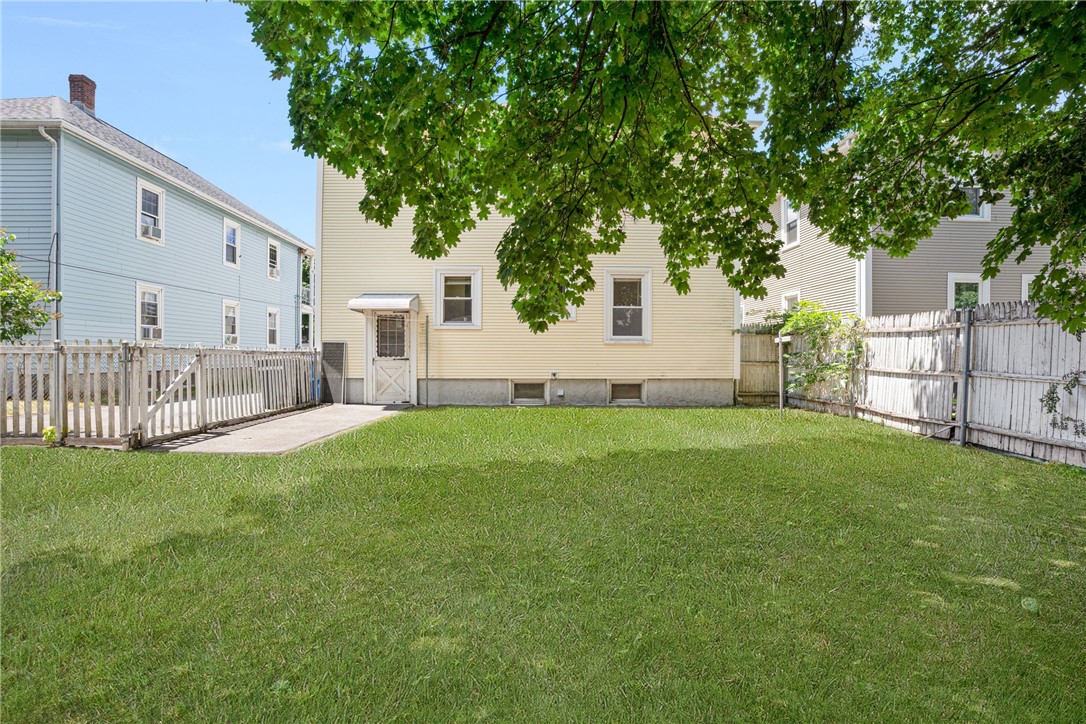 147 Tweed Street