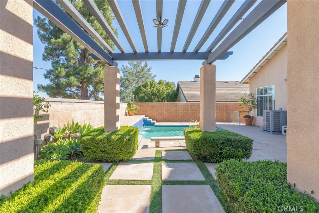 1523 White Holly Drive