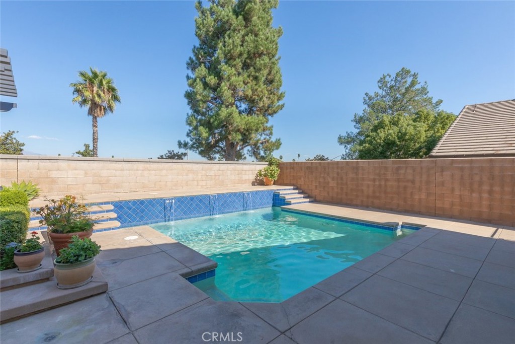 1523 White Holly Drive