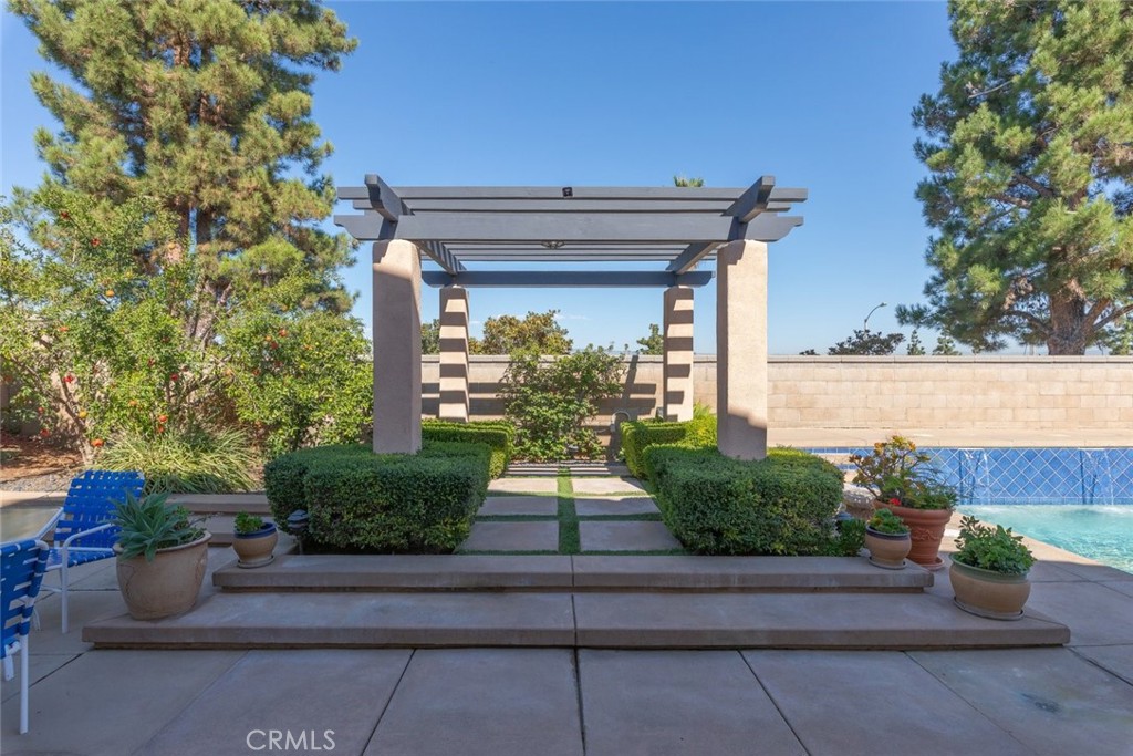 1523 White Holly Drive