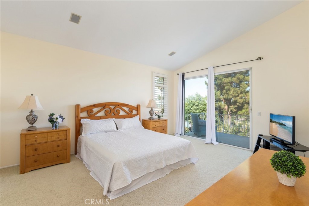 1523 White Holly Drive