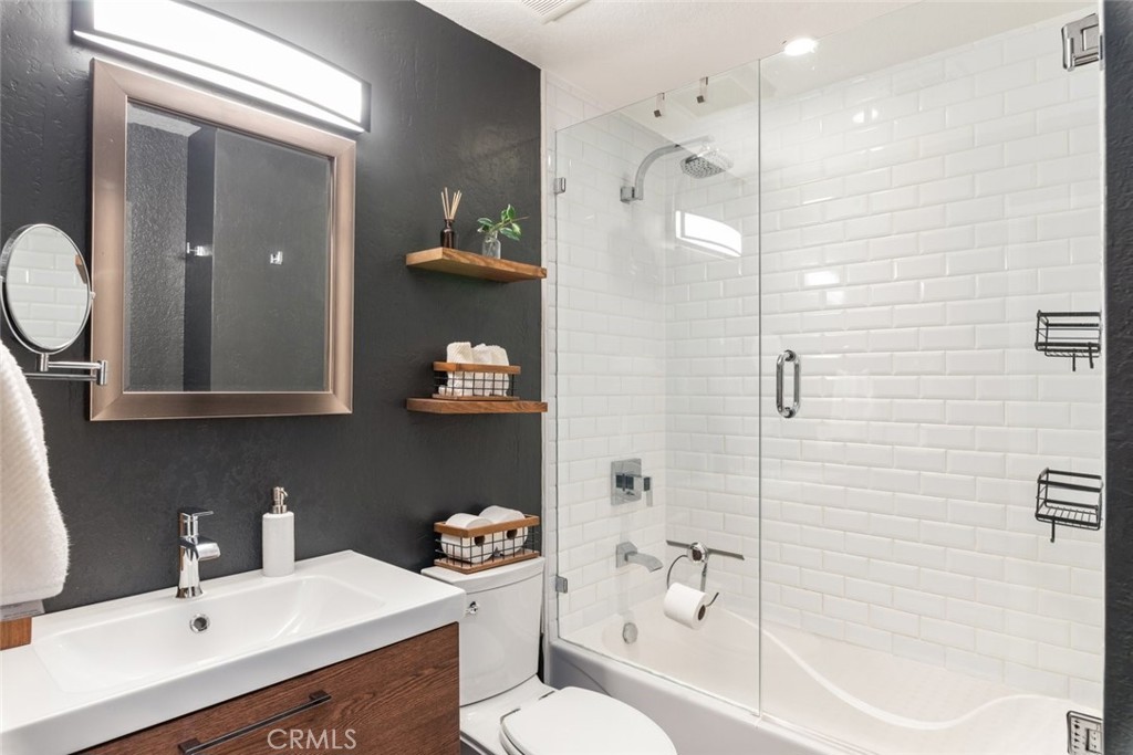 600 Central Avenue Unit: 322