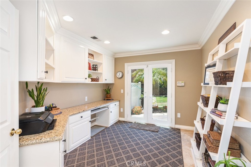 3558 Grovedale Street