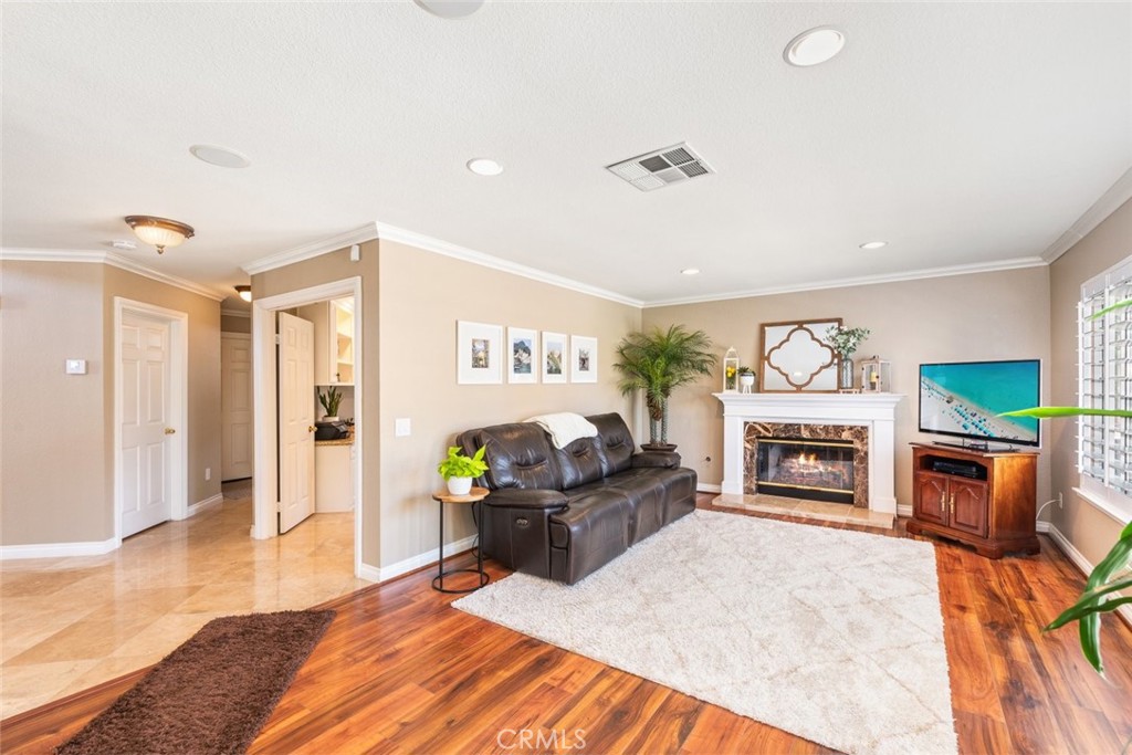 3558 Grovedale Street