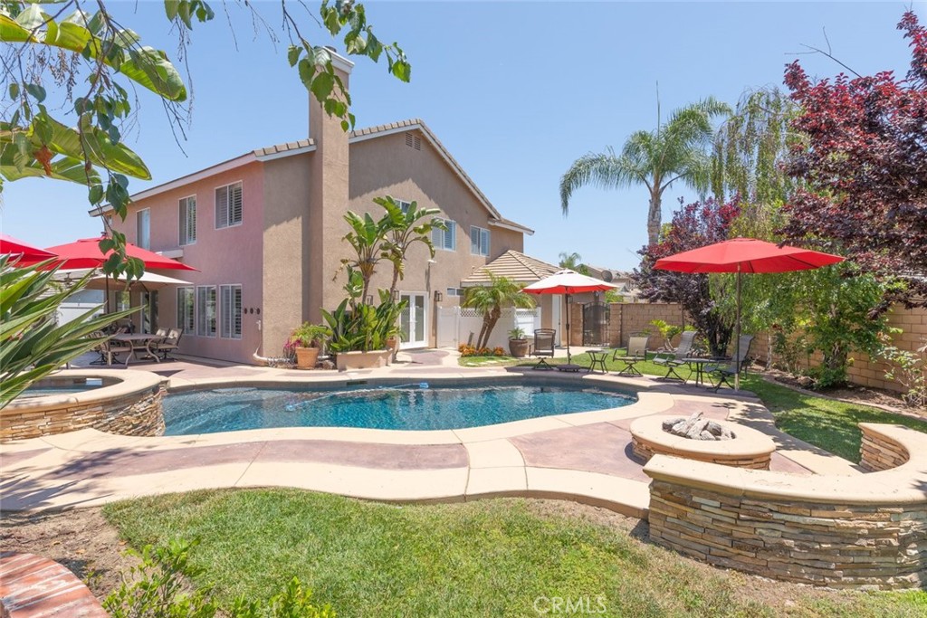 3558 Grovedale Street