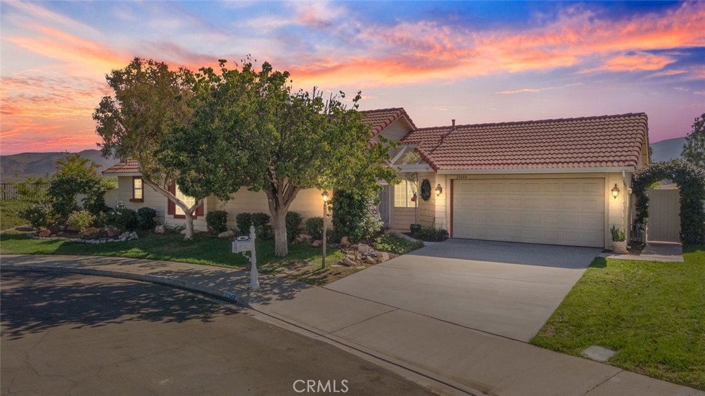 23044 Canyon Hill Dr.