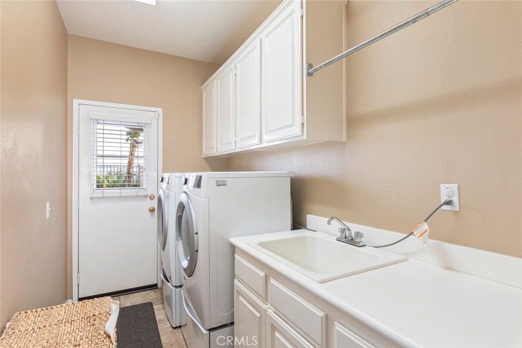 1669 Via Rafael Circle