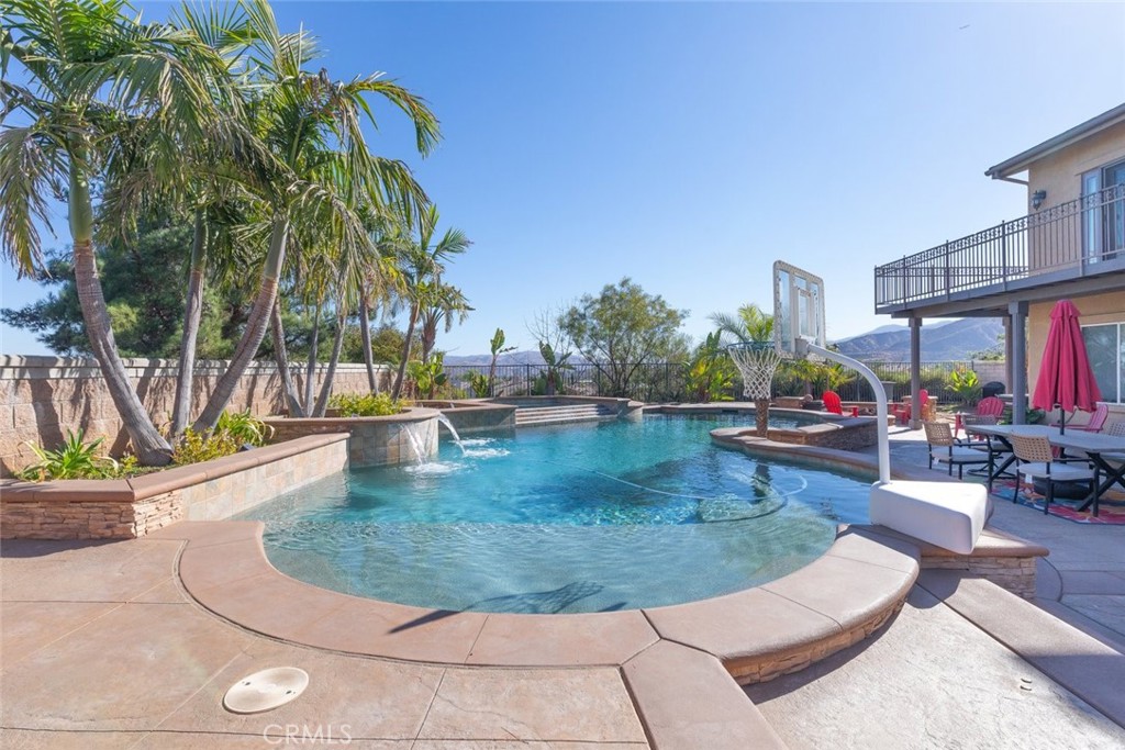 1669 Via Rafael Circle