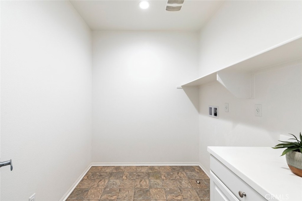 2833 Villa Catalonia Ct