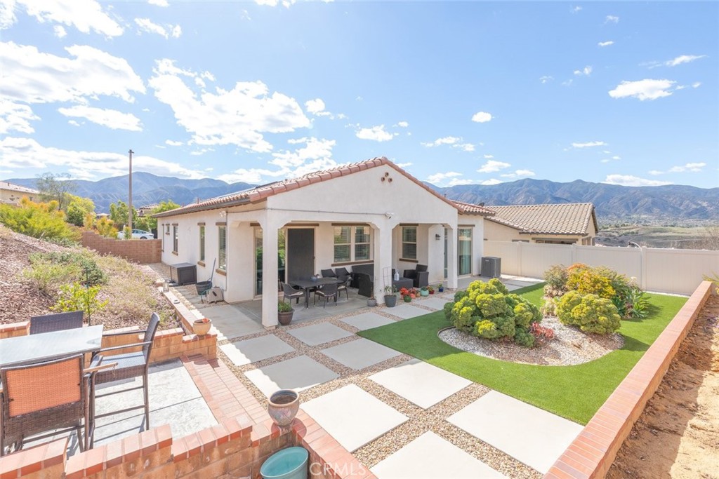 24165 Sunset Vista Drive