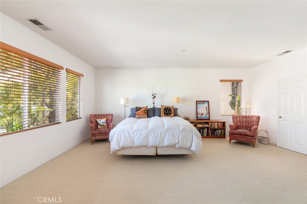 4515 Garden City Ln