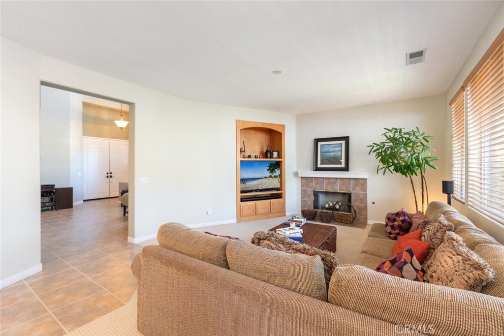 4515 Garden City Ln