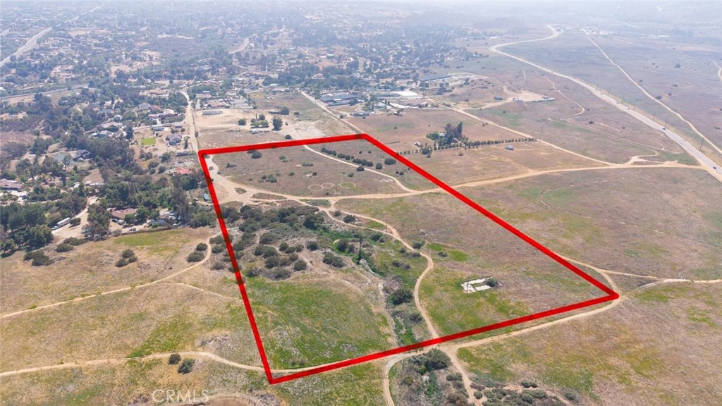 0 West of Rawhide Ln