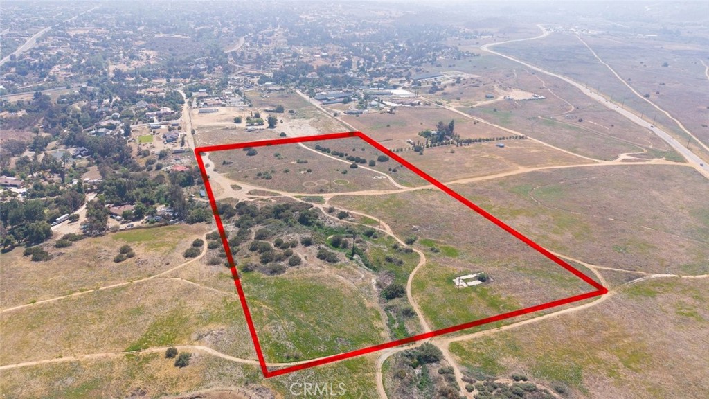 0 West of Rawhide Ln