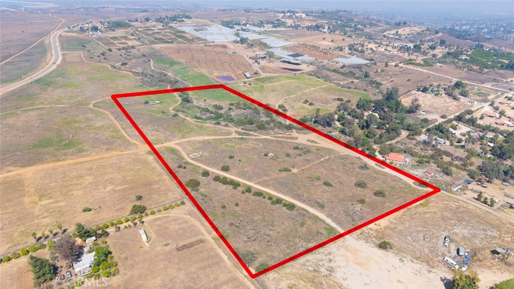 0 West of Rawhide Ln