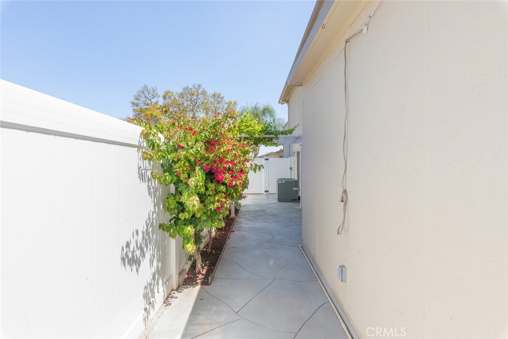 1452 Granada