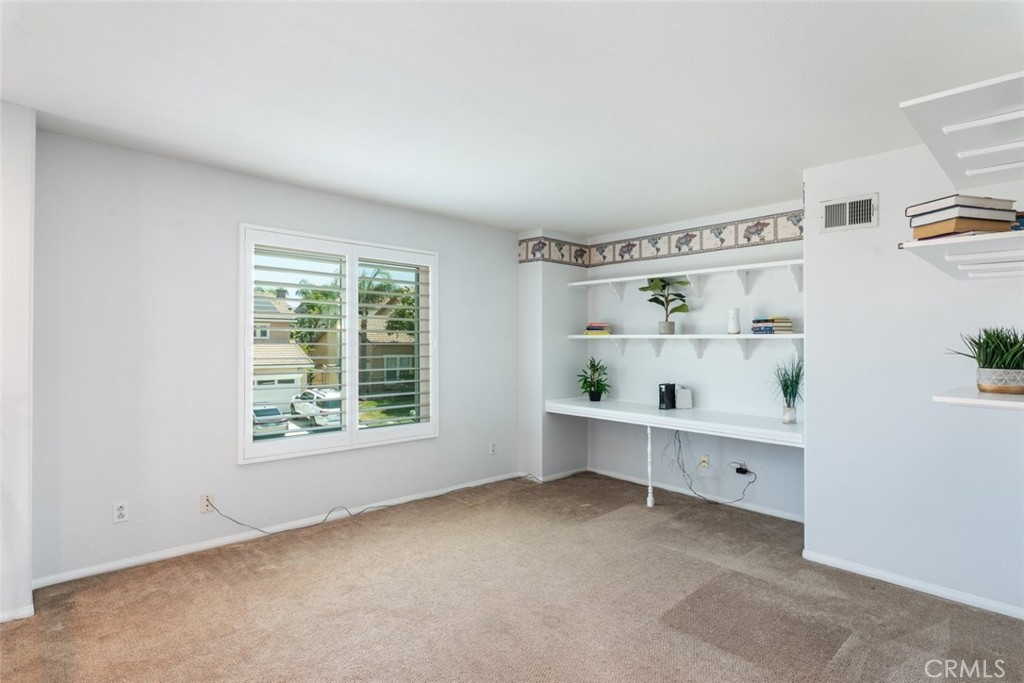 3720 Gunnison Circle