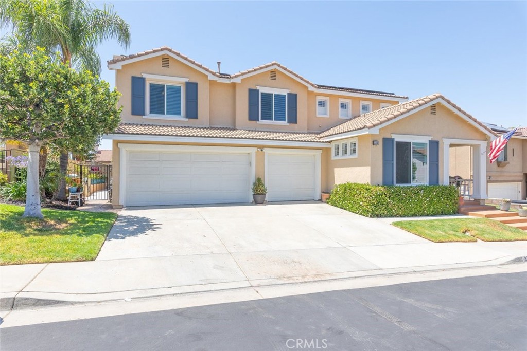 3720 Gunnison Circle