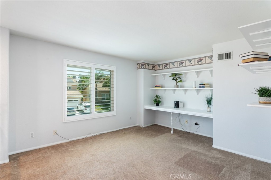 3720 Gunnison Circle