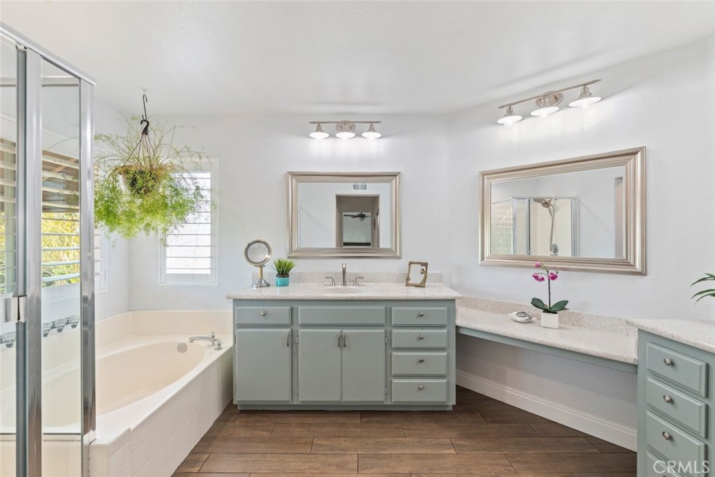 3720 Gunnison Circle