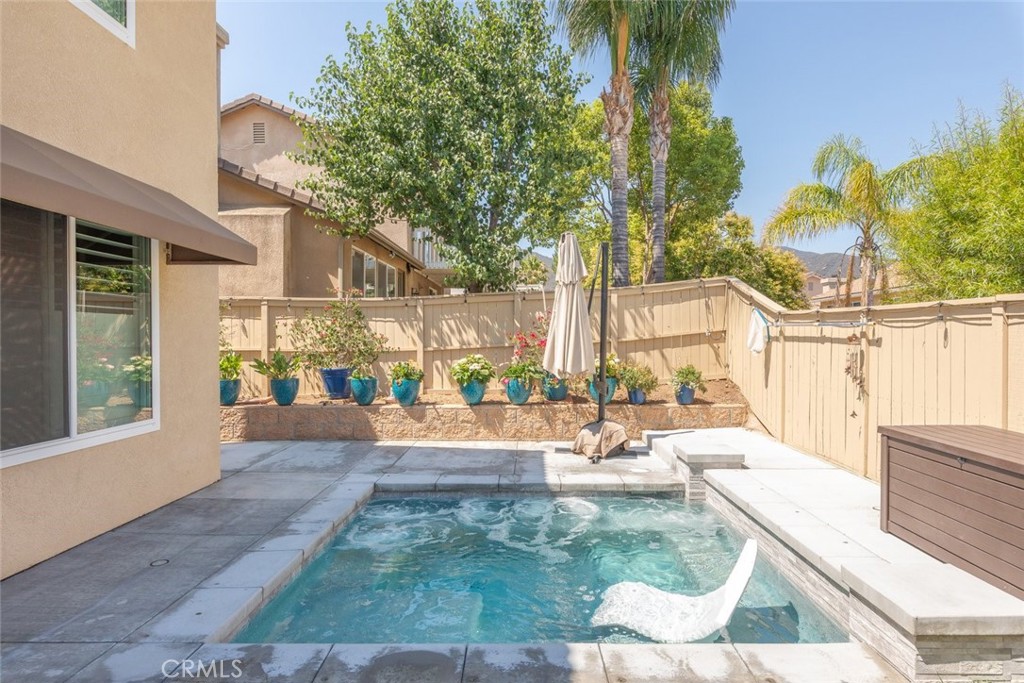 3720 Gunnison Circle