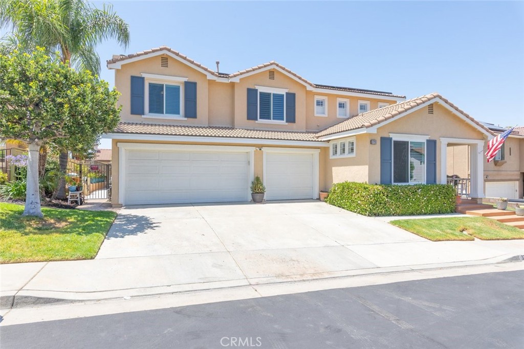 3720 Gunnison Circle