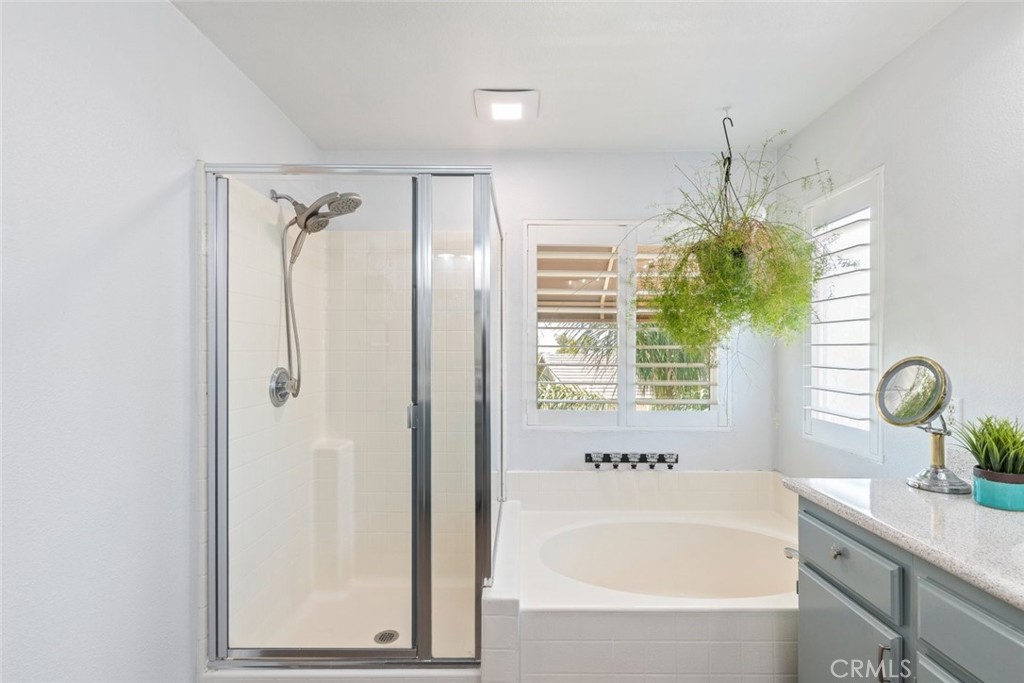 3720 Gunnison Circle