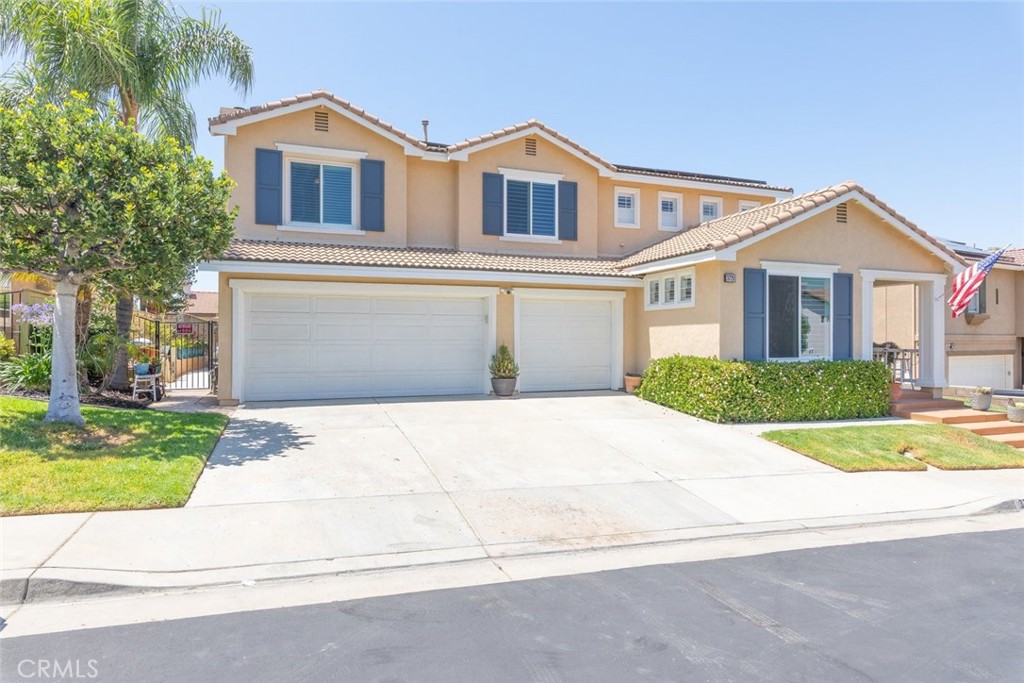 3720 Gunnison Circle