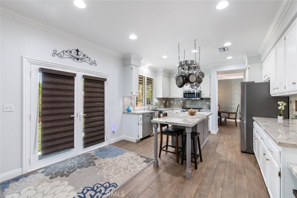 3720 Gunnison Circle