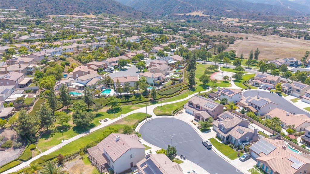 3720 Gunnison Circle