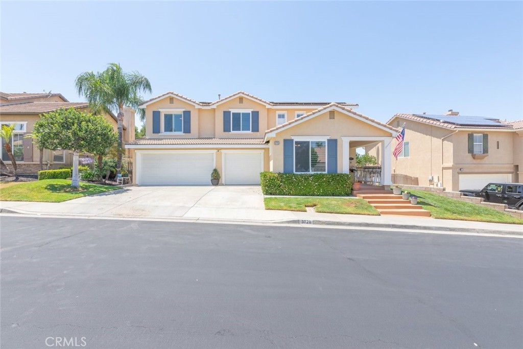 3720 Gunnison Circle