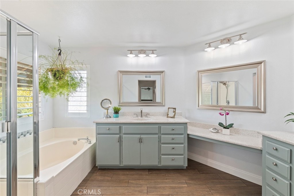 3720 Gunnison Circle